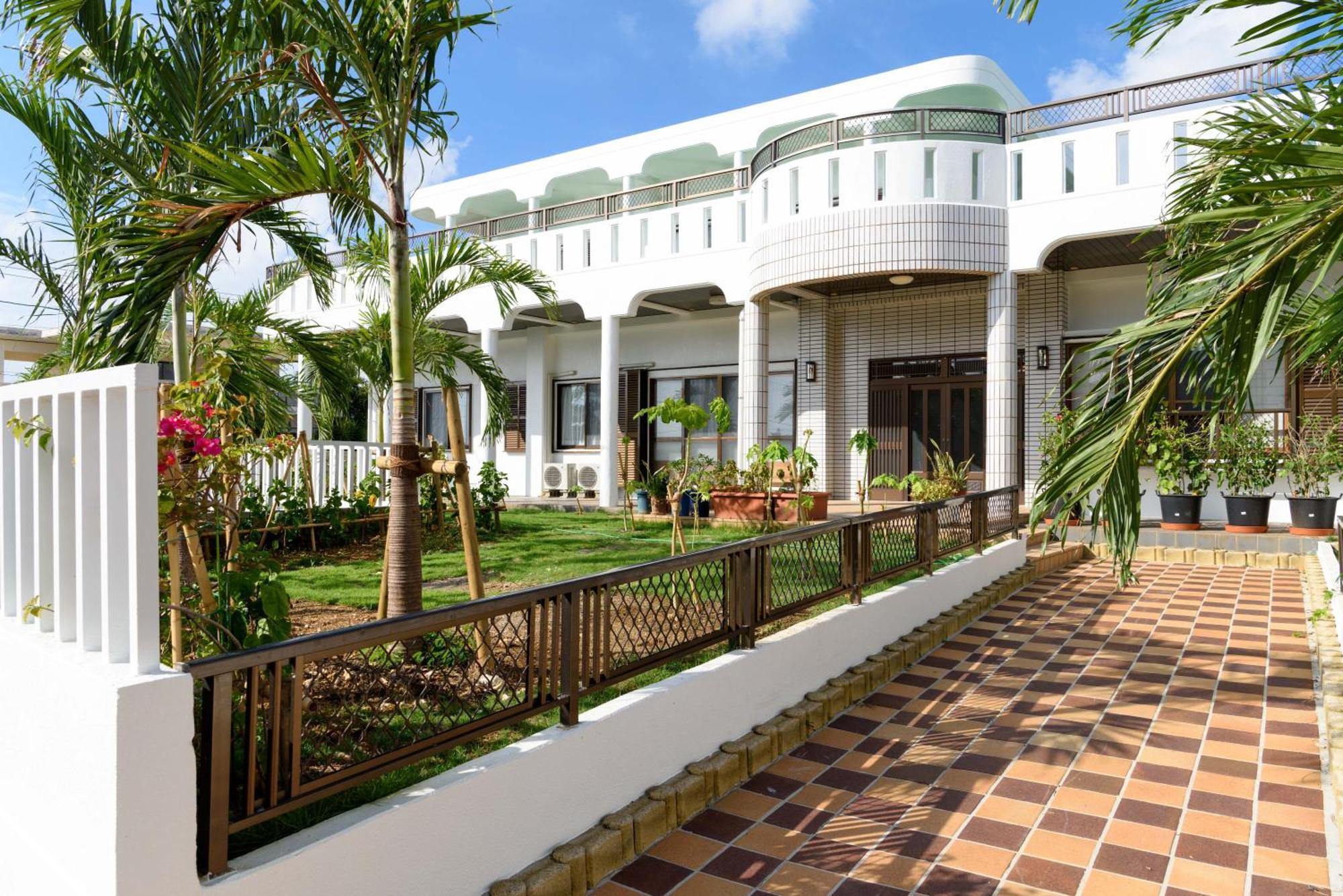 Miyakojima White House Villa Luaran gambar