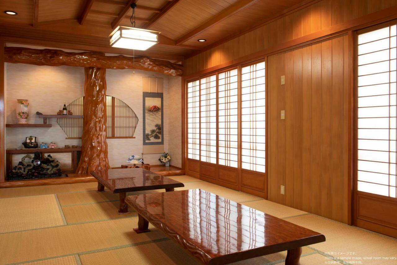 Miyakojima White House Villa Luaran gambar